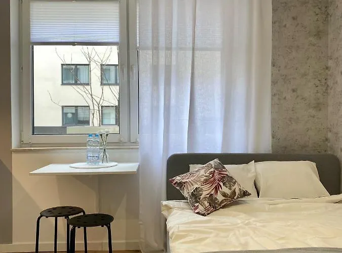 Apartment Enes Legnicka Street A