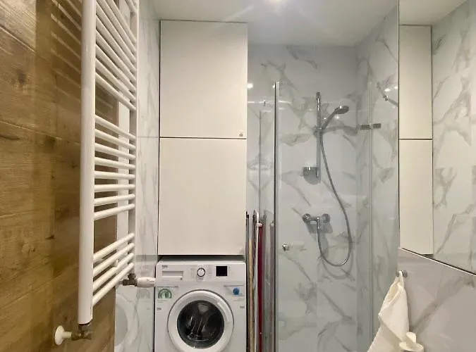 Apartment Enes Legnicka Street A *