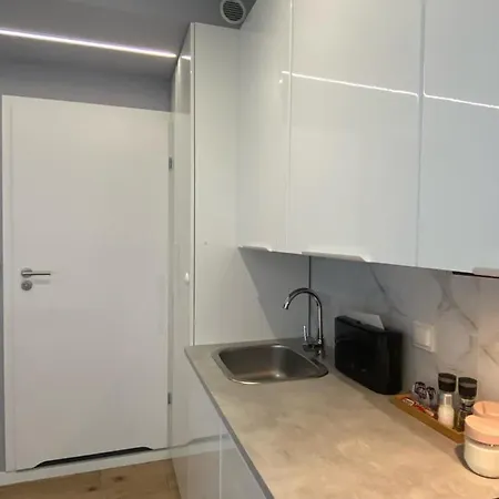 Apartment Enes Legnicka Street A Wroclaw
